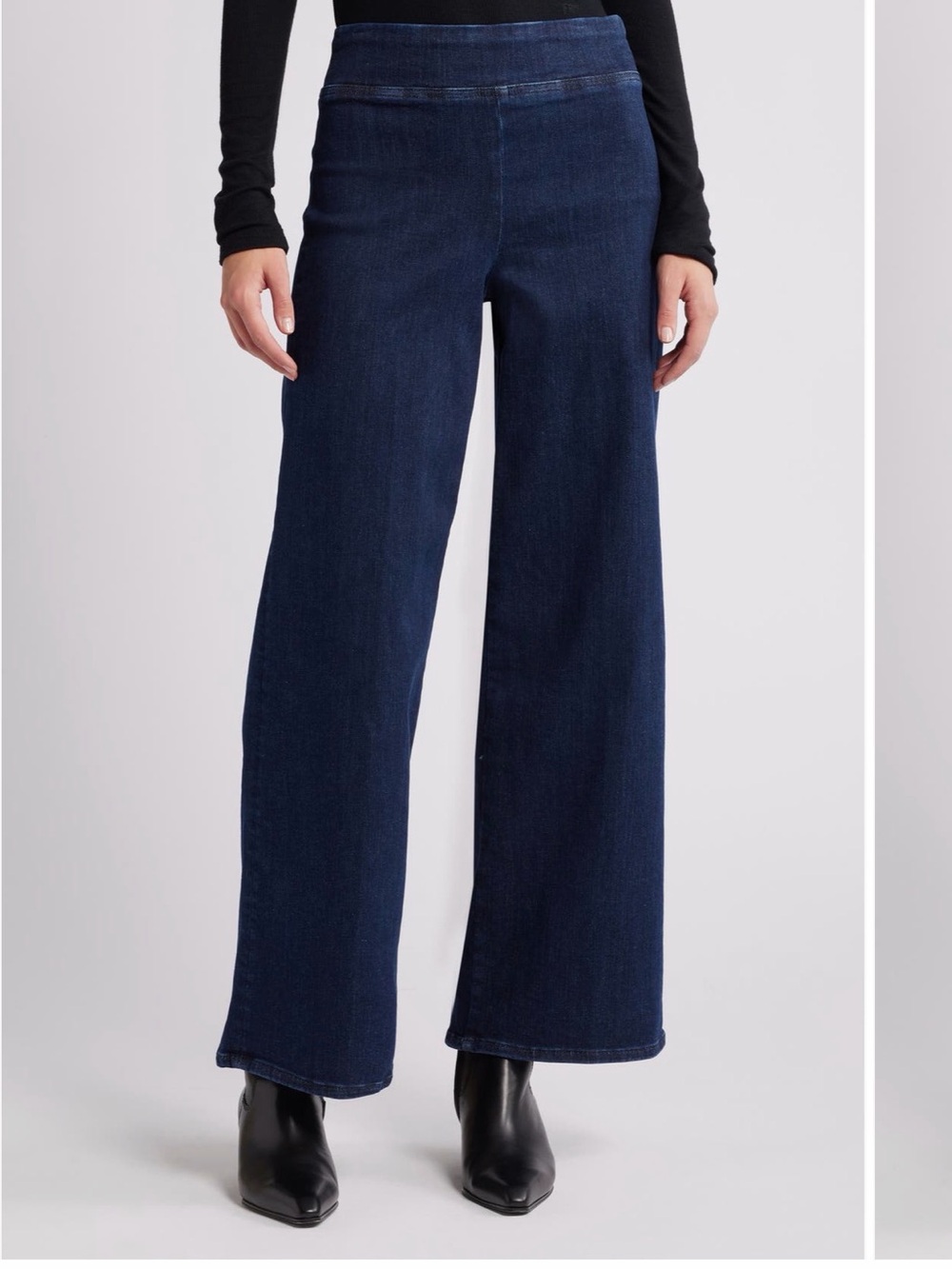 FRAME new Wide Leg Pull-On Jeans in Dark Indigo size 1